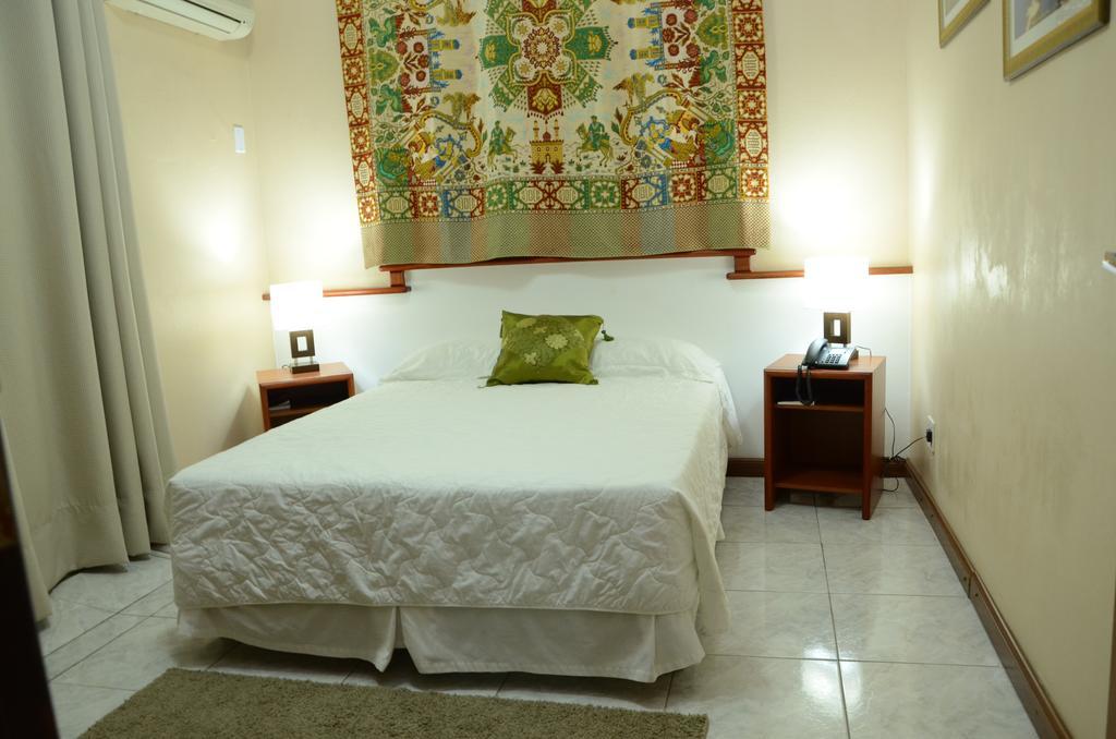 Fares Turis Hotel Uruguaiana Zewnętrze zdjęcie