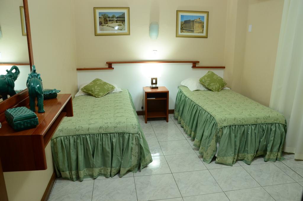 Fares Turis Hotel Uruguaiana Zewnętrze zdjęcie