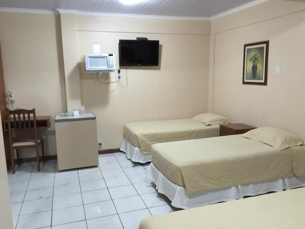 Fares Turis Hotel Uruguaiana Zewnętrze zdjęcie